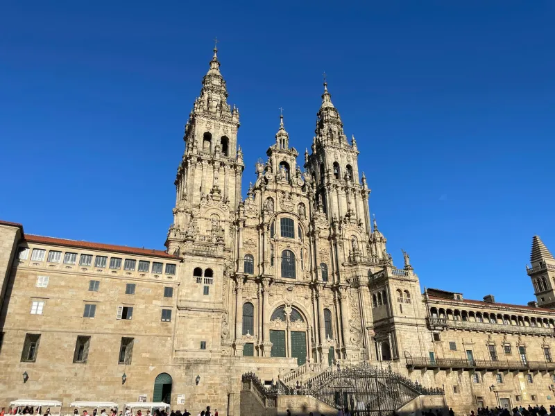 Peregrinar en Semana Santa: fe, multitudes y el Camino de Santiago en sus días más intensos